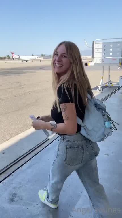 My bf told me that his new boss was bullying him & telling all the guys at work that he'd make me his slut. I giggled & told my bf not to worry about it. This weekend, Chad invited me to take a trip with him on a private jet to his vacation home... I couldn't possibly say no ☺️