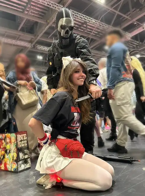 Knife play? Kinky 