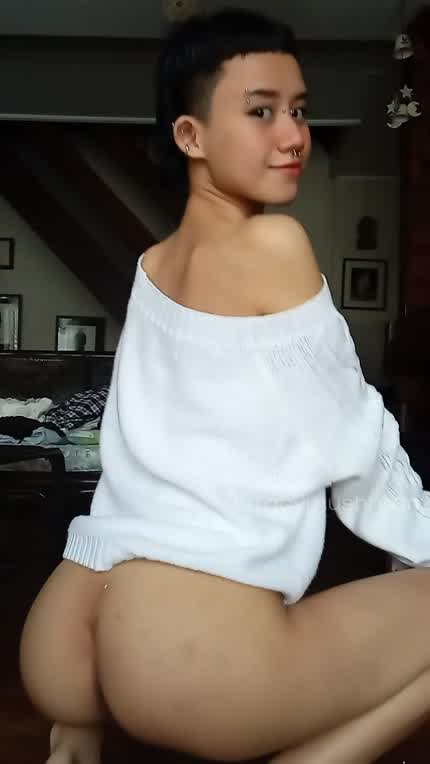 I am so happy I can be myself in this sub <3 also ft. my cat 😹