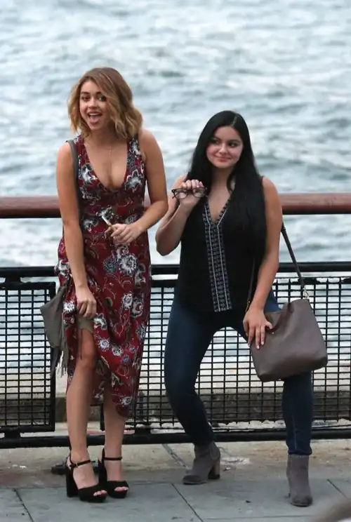 Wish there were more pictures of these two together