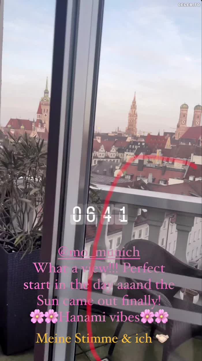 Palina im Fenster