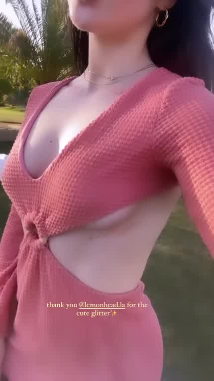 Underboob Glitter