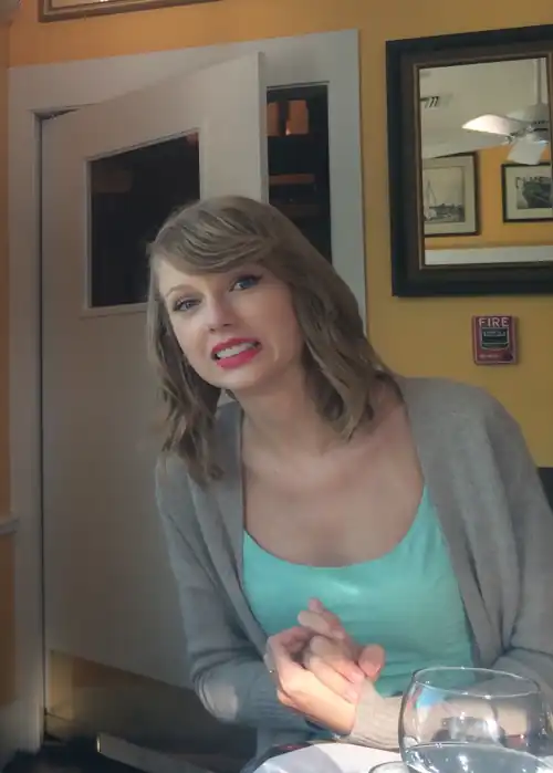 Taylor Swift at Lunch