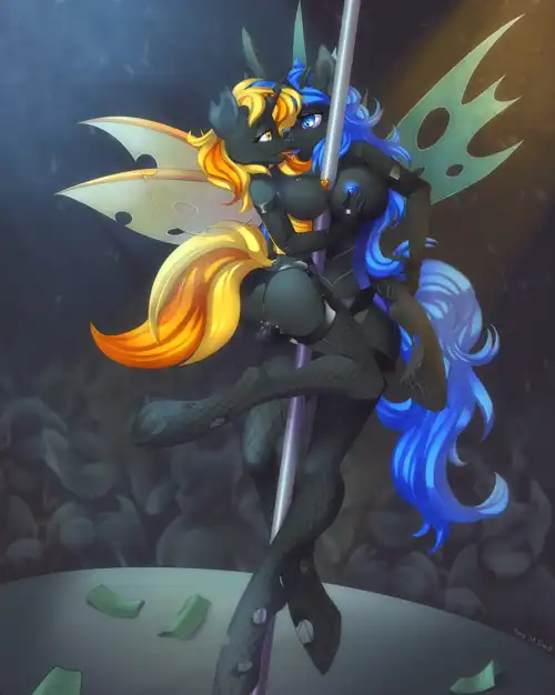 Some action (pony-straponi)