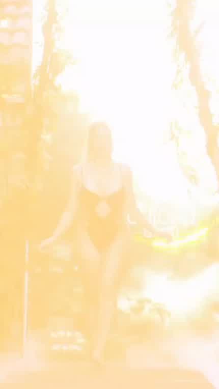 Claire Grimes (Euforia Swimwear/Jungle Swim Show 2024)
