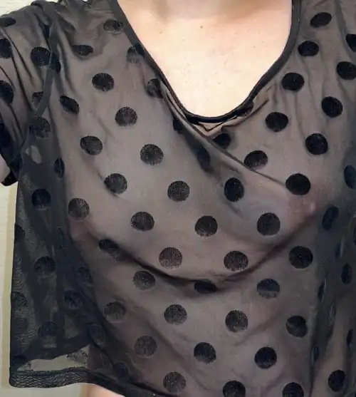 I figure they just blend in with the polka dots ;)