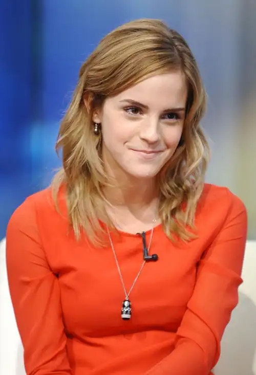 Need to worship Emma again with somebody, HMU! 