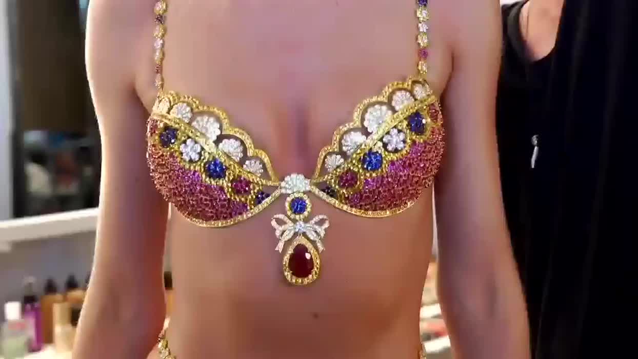 Candice wearing the Fantasy Bra in 2013.