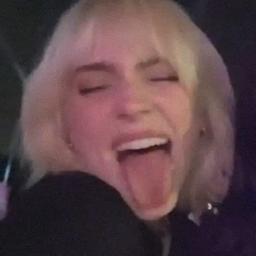 Low quality Billie tongue 👅