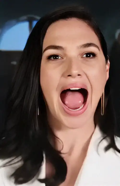 It would take this whole sub to fill mommy’s big mouth up 🍆💦