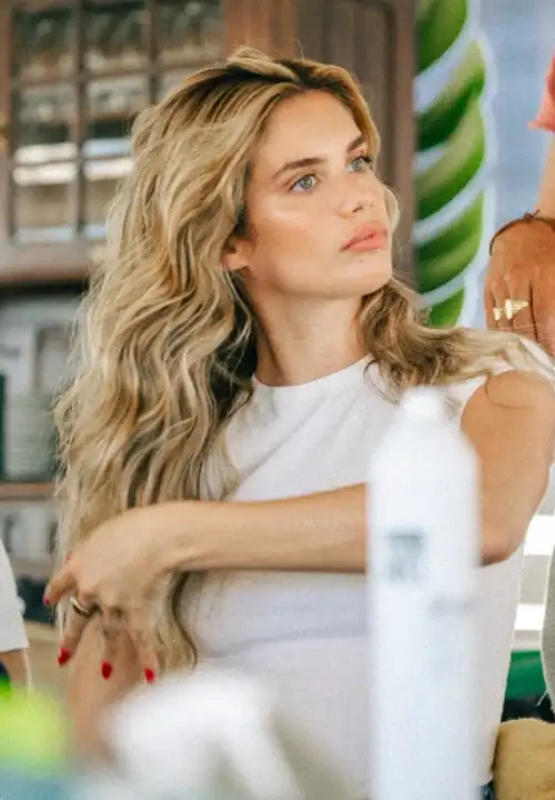 Photo by Carolina Galvão • Sara's IG • June 17, 2024