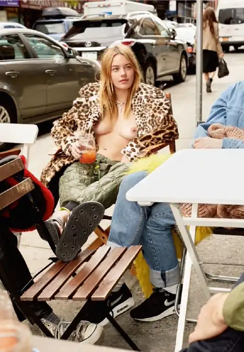 Camille Rowe