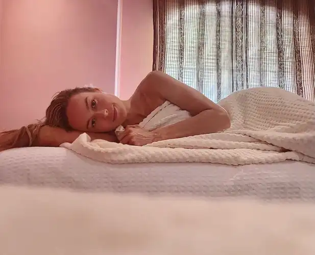 Just the perfect view to wake up to 🥵😍🥰