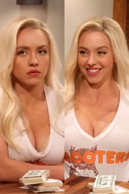 Hooters Employee 