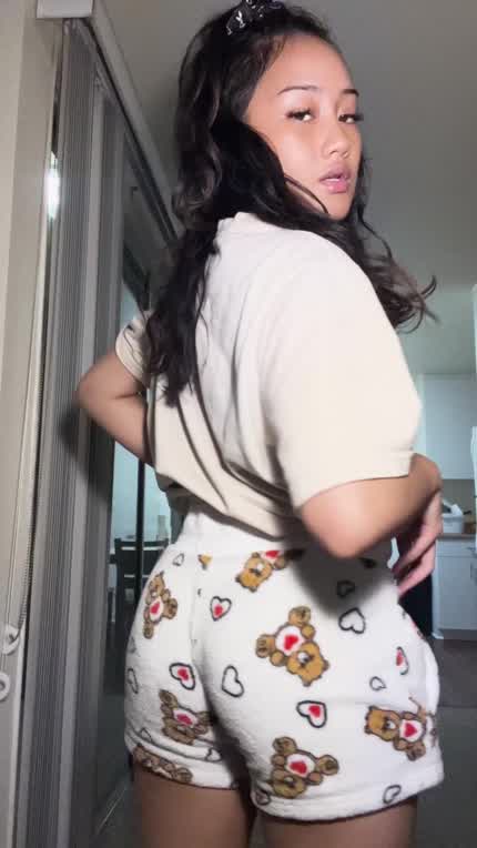 This ass aint smashing itself
