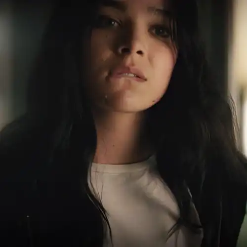 Hailee Steinfeld 