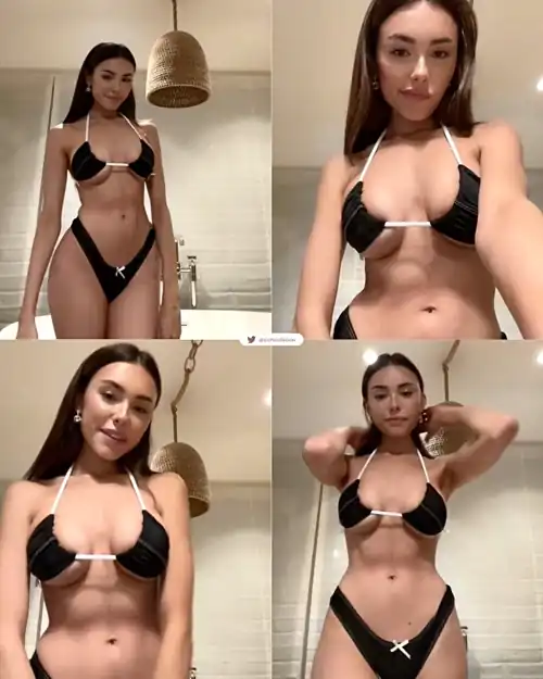Too small bikini...🥵🤤