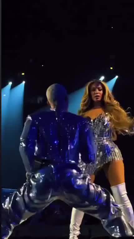 Queen of the stage