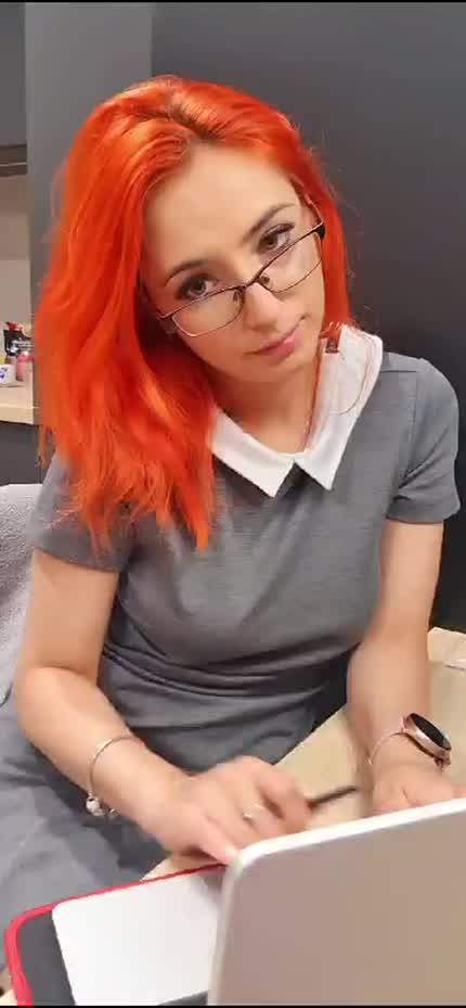 Do you like nerdy mamas?