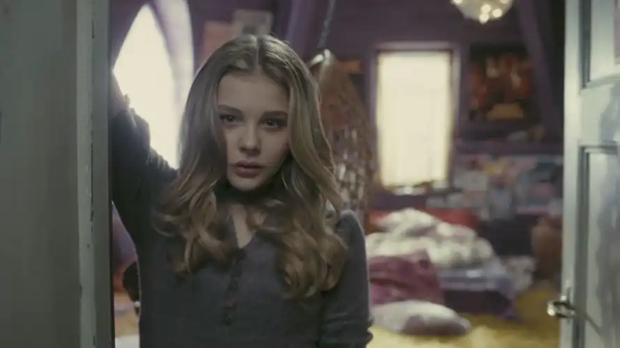 Dark Shadows Chloe 