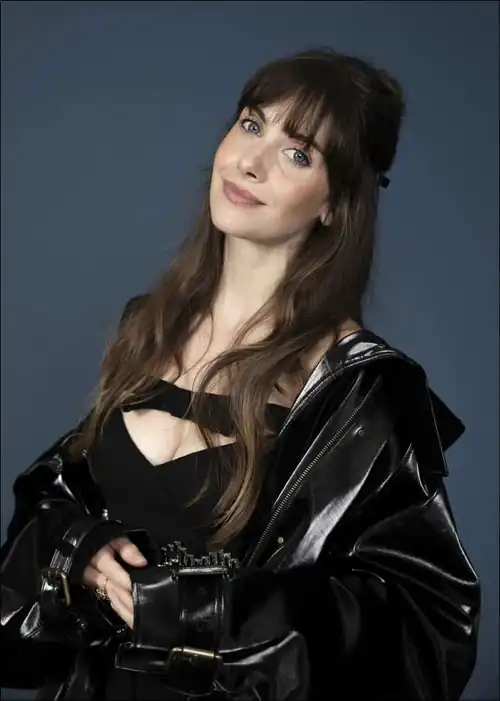 Pure beauty in black for "Apples Never Fall" promo (2024)