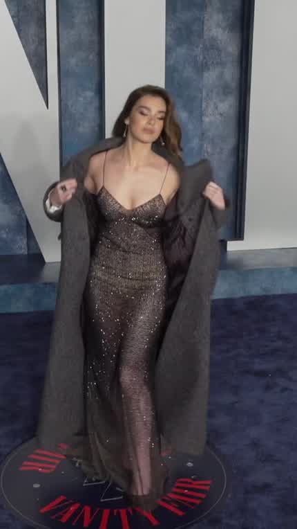 Hailee at the Vanity Fair Oscars Party, March 2023