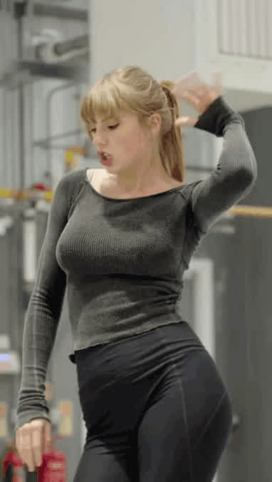 Taylor Swift gif