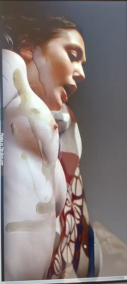 Elizabeth Olsen cum trib