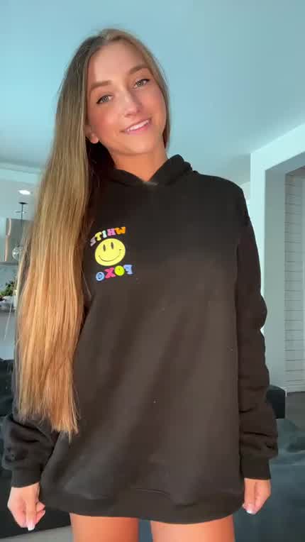 love showing off my tanlines...