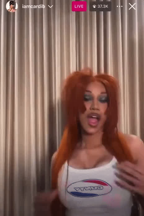 Love when Cardi b does this
