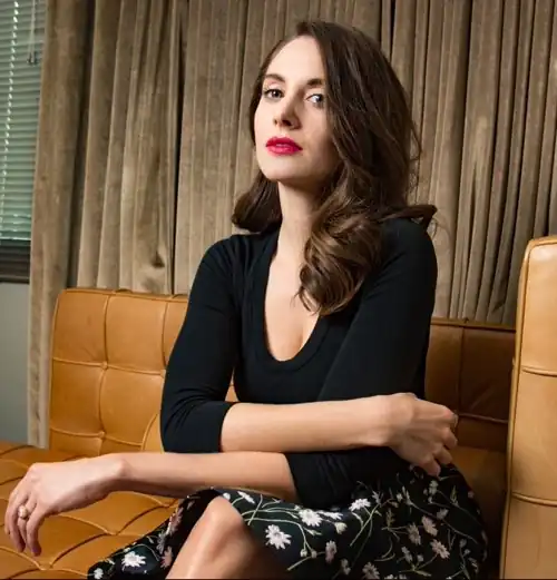 Lounging gorgeously in black (2016)