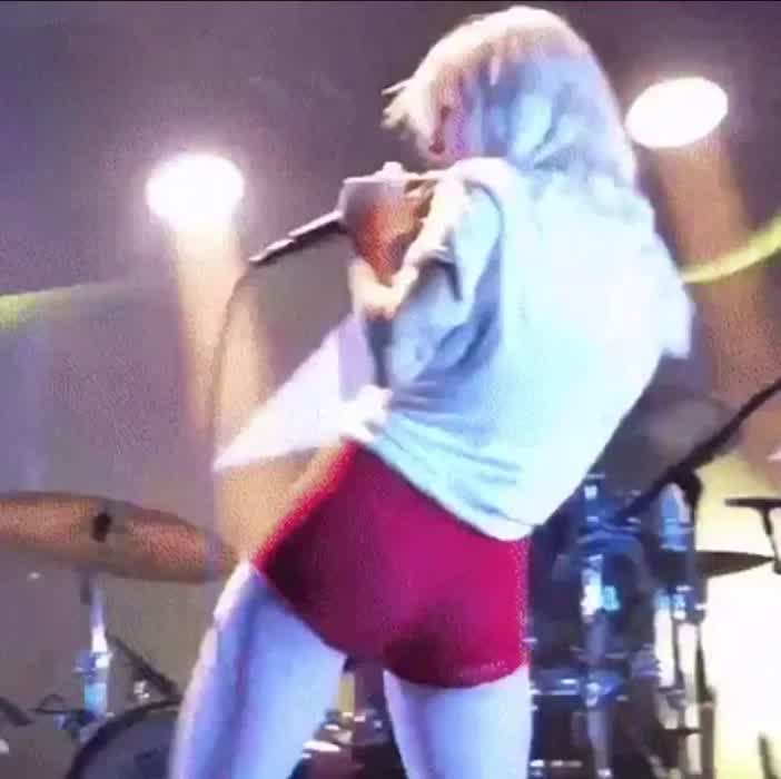 Shaking her booty