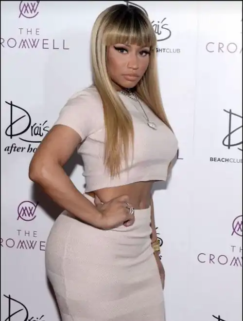 Anyone interested in a Nicki femdom castration rp, dms are open