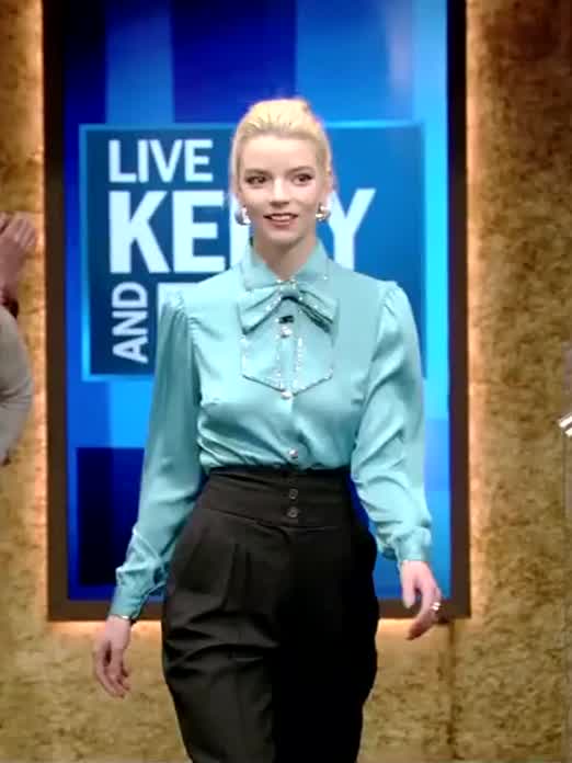 Golden Globe winner Anya Taylor-Joy braless
