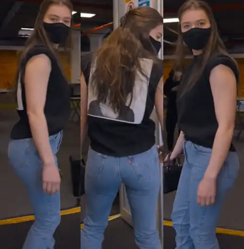 Hailee Steinfeld