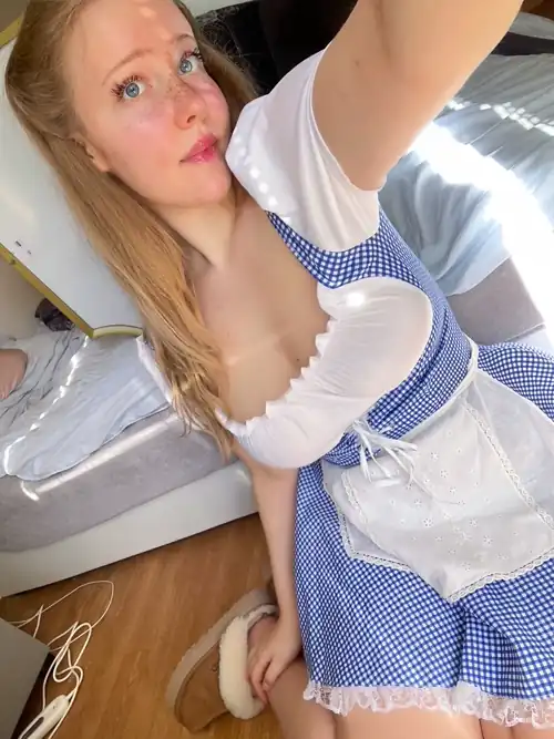 Hi :)