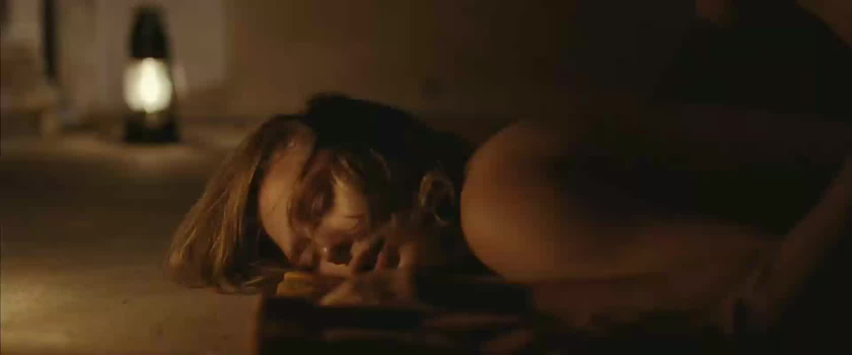Elizabeth Olsen Waking Up to Rough Anal Pronebone - Martha Marcy May Marlene (2011)