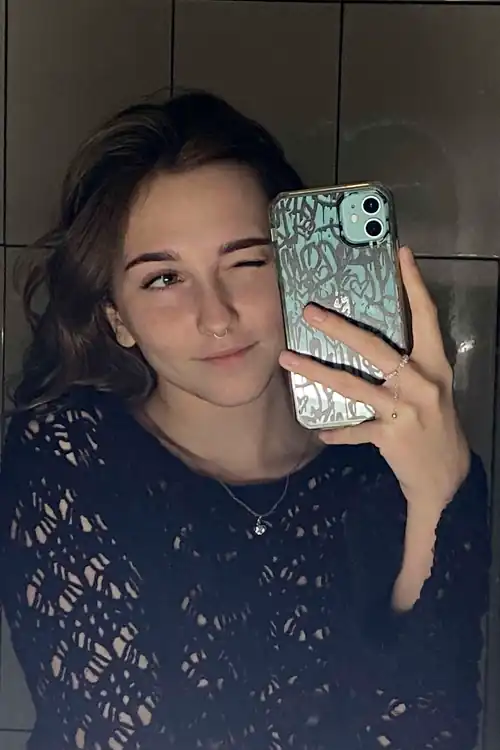 Do I look prettier without glasses