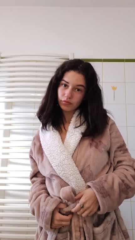 Let's hop in the shower together 🤭