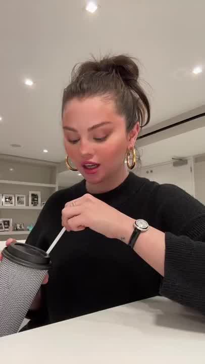 Selena Tik Tok