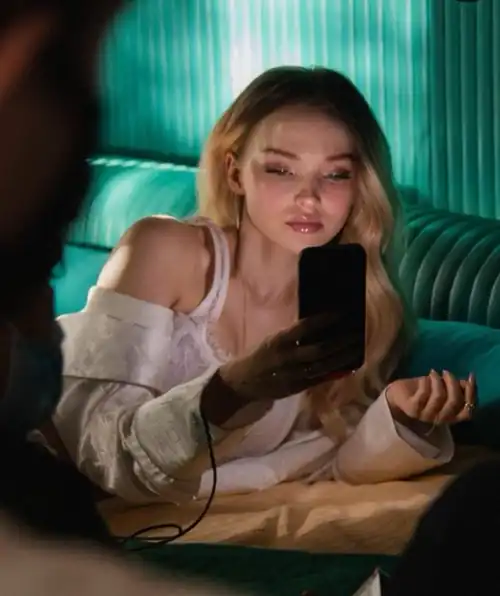 Dove cameron
