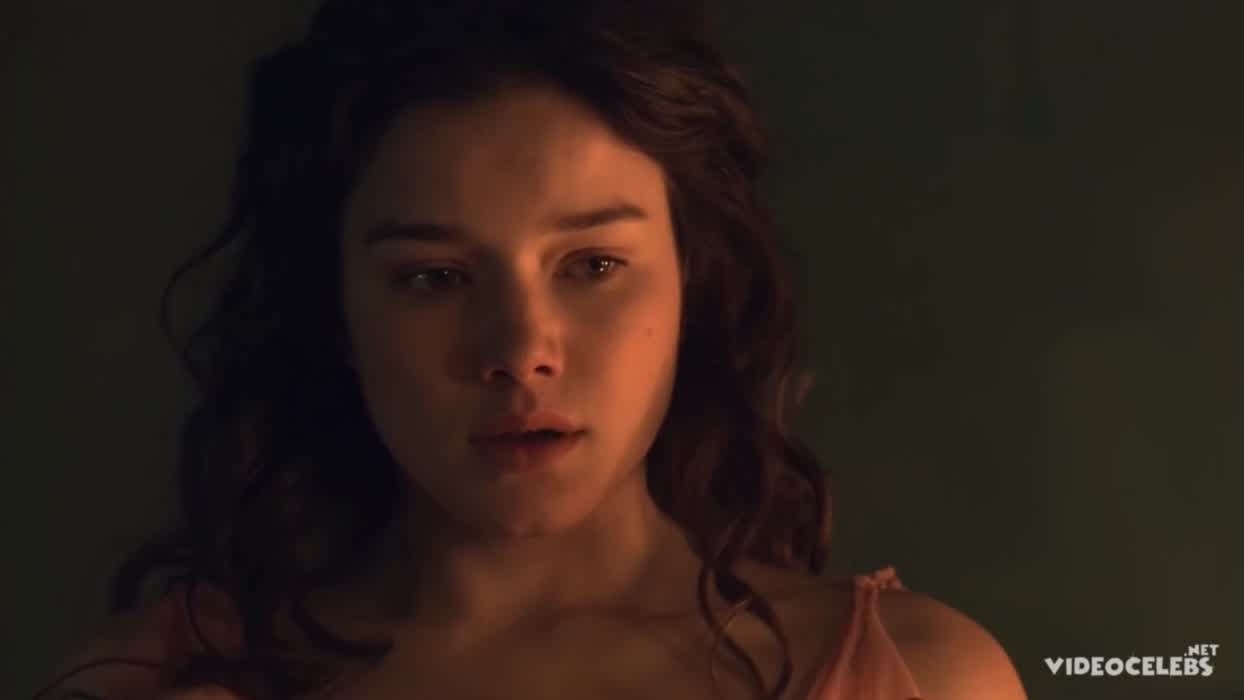 Hanna Mangan Lawrence nude - Spartacus s02e07 (2012)