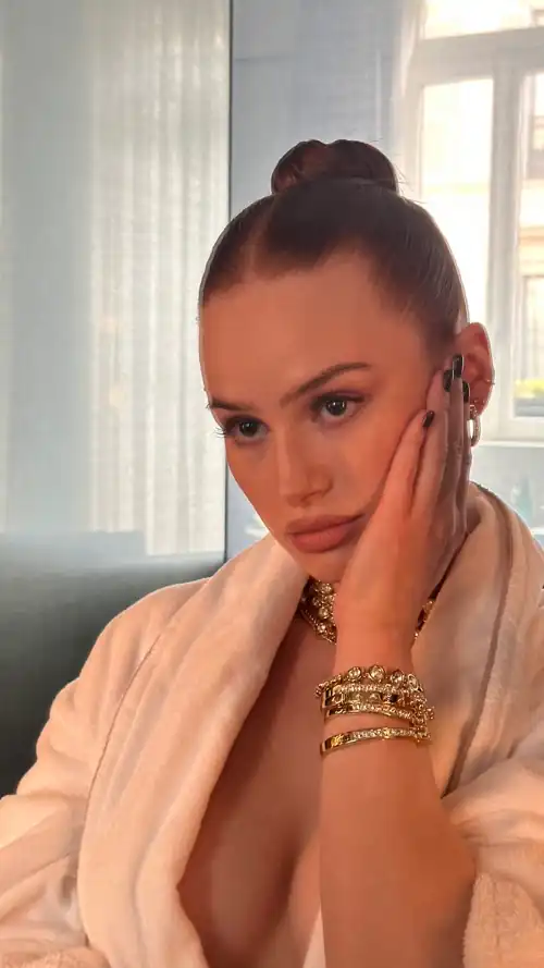 BTS Swarovski Exhibition in Milan (IG Story 19/06/2024)