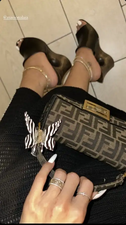 Love her Perfect Feet