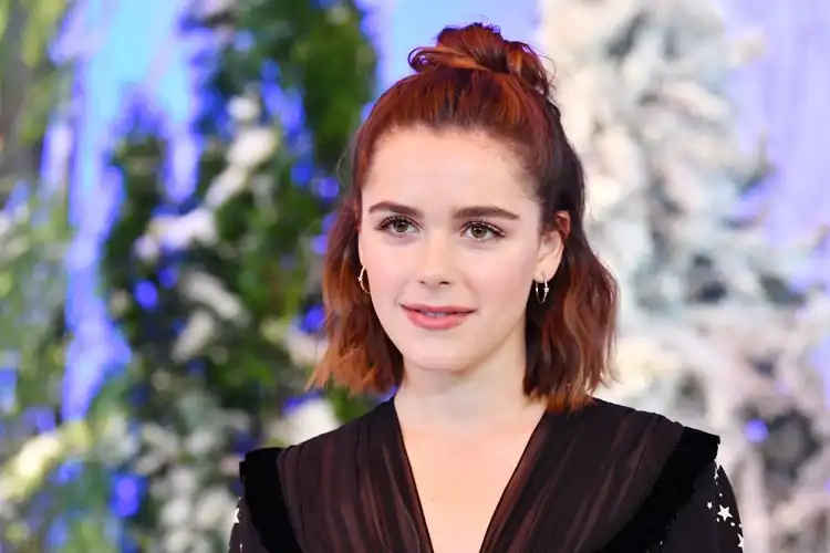 Kiernan Shipka attends the photocall for Netflix's "Let It Snow"