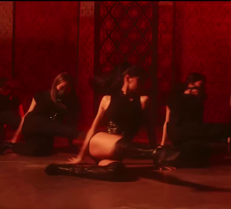 Lisa - BLACKPINK