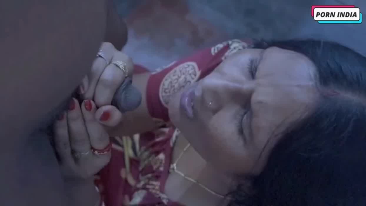 Indian Mature Having Hardcore Sex With Young Guy In Front Of Step Daughter