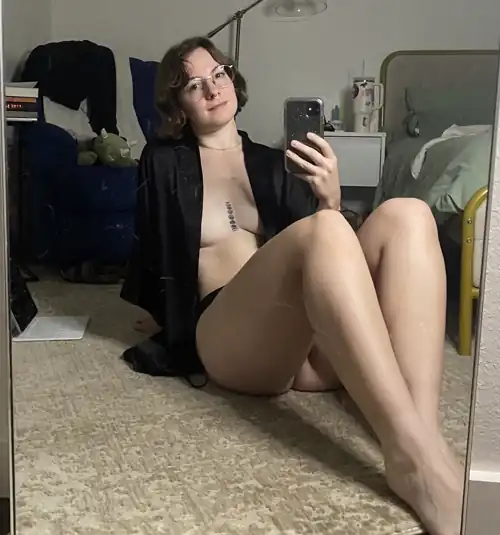 If I was your girlfriend you’d get multiple nudes daily