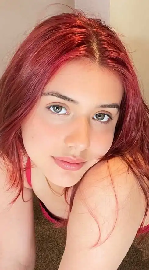 Would you play with my hair 