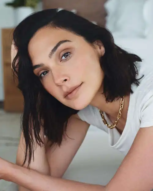 "Son I'm loving this secret affair we're having. I can't believe you turned my vibrator on whilst your dad was asleep next to me, I could barely hold my moans in. Well your fathers going to be away for a few day, we can do whatever we want" Mommy Gal Gadot